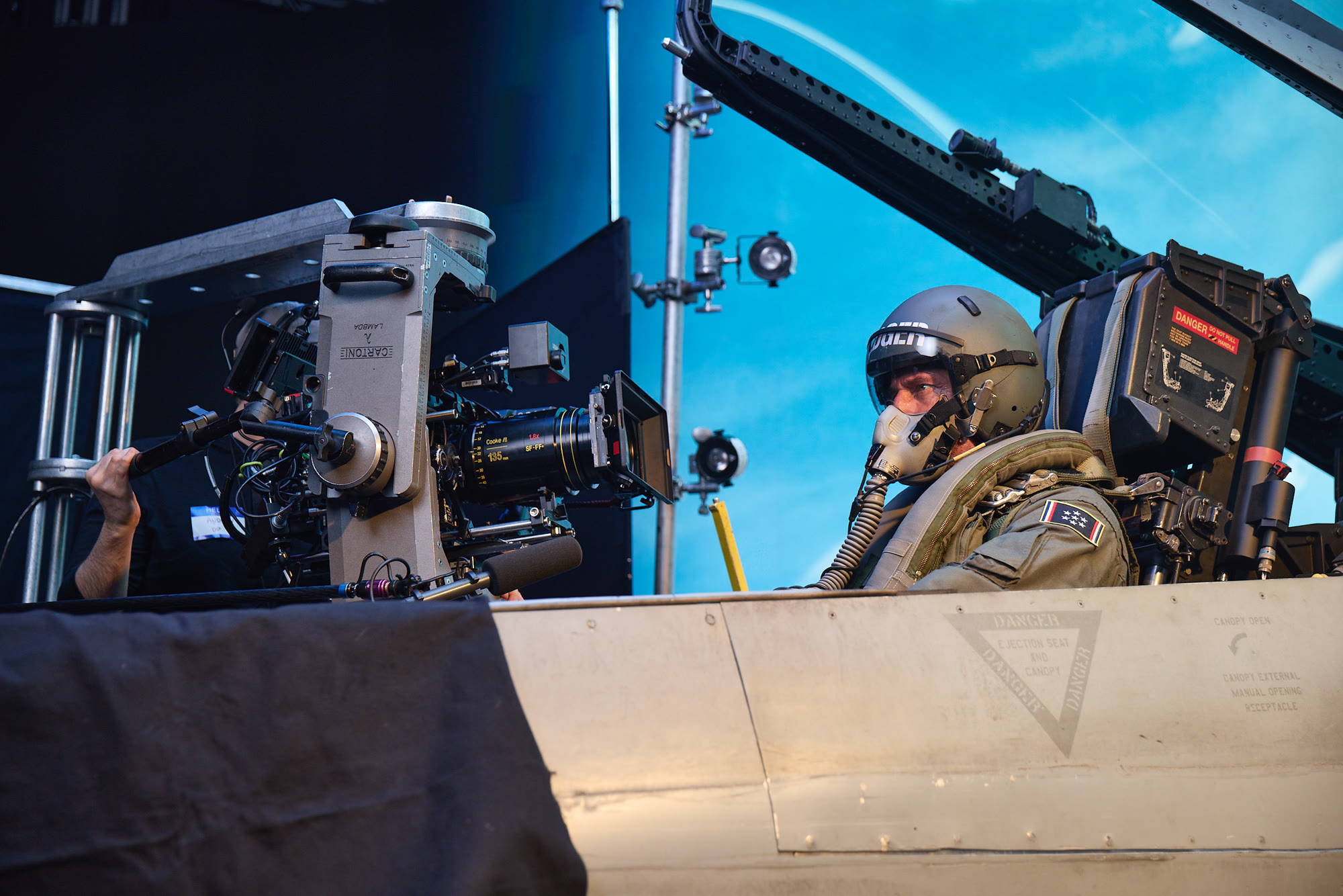 Ace Combat 8: Wings of Theve still 4
